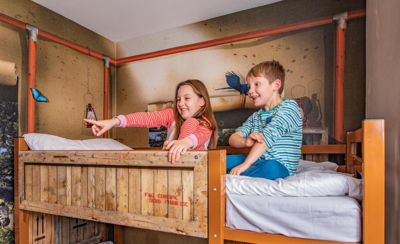 Chessington Safari Hotel Bagian luar foto